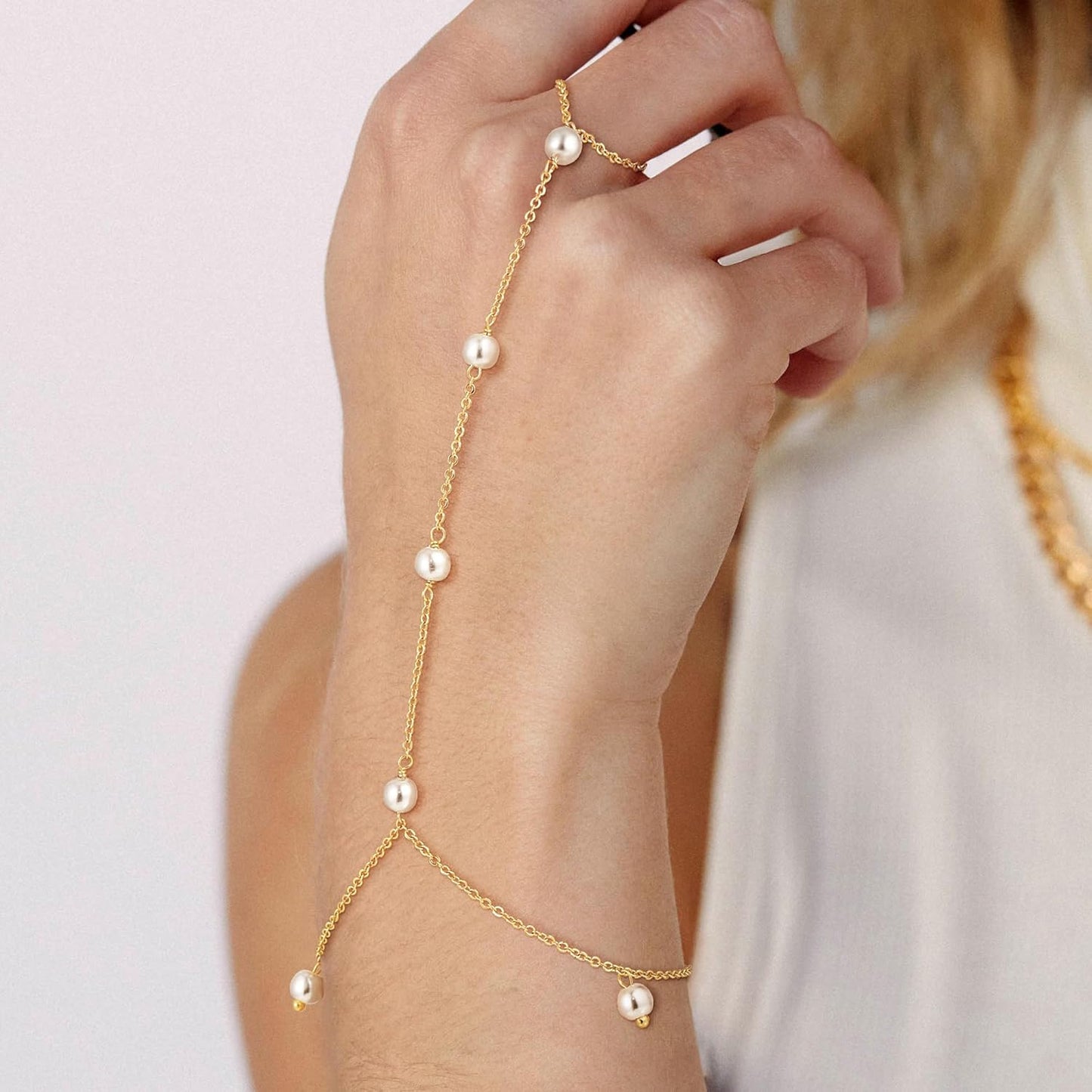 Gold Bracelets for Women, 14K Gold Plated/Silver Hand Chain Bracelet for Women Trendy Finger Ring Bracelet Hand Chain Dainty Adjustable Hand Chain Jewelry Gifts for Women