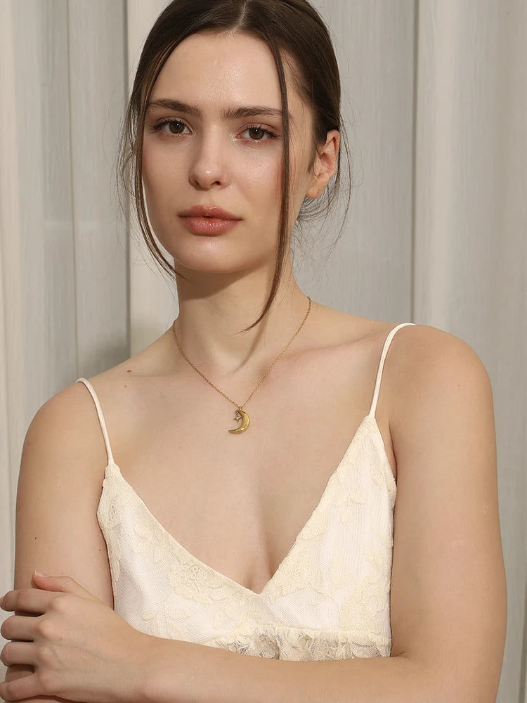 E.B.belle Creative Crescent Moon Star Pendant Necklace 18K Gold Plated Stainless Steel Women Party Statement Jewerly Accessories