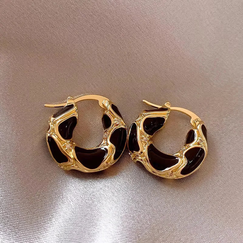 2024 New Trendy Enamel Color Metal Texture Small Hoop Earrings for Women Gold Plated Statement Ear Buckle Creative Jewelry Gifts