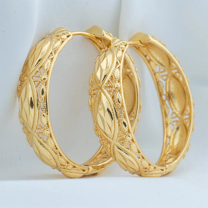 Gold Plated Earrings for Women 2024 Trending Copper Round Hoop Earrings New Waterproof Piercing Chunky Ear Jewelry Accessories