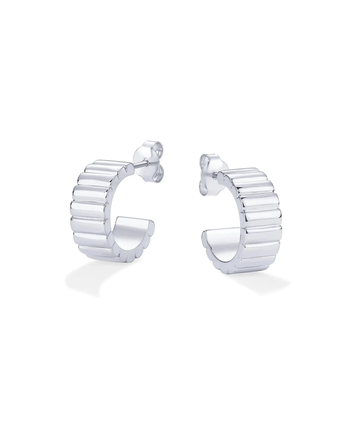 14K Gold Plated Chunky Lightweight Hoop Huggie Earrings for Women Chic Boho Ribbed Croissant Scallop Statement Jewelry Earrings