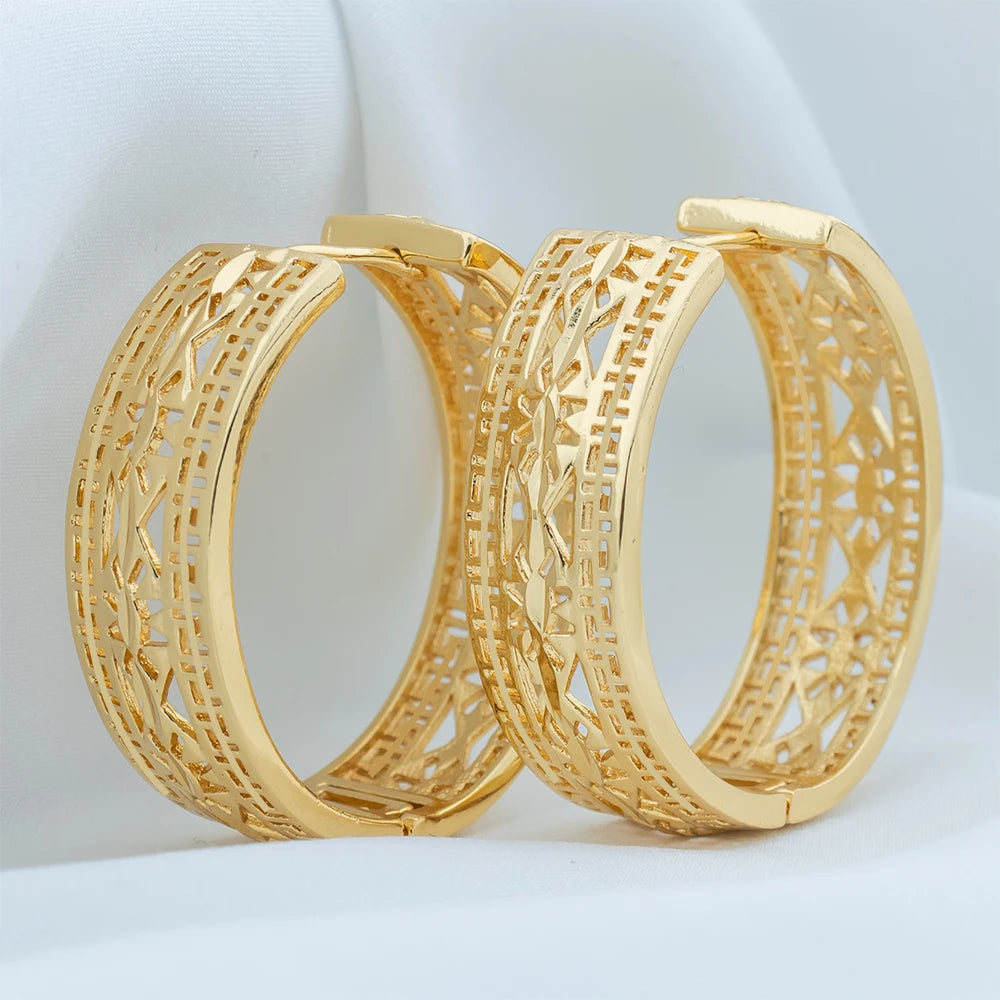 Gold Plated Earrings for Women 2024 Trending Copper Round Hoop Earrings New Waterproof Piercing Chunky Ear Jewelry Accessories